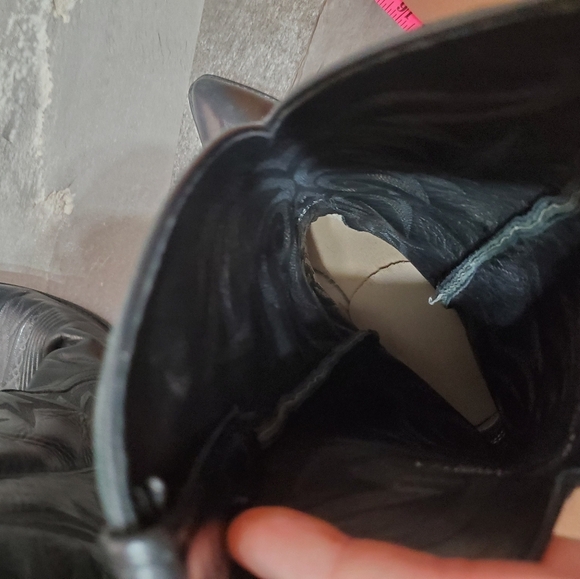 Dan Post Black Western Boots. Embroidery. Leather. Pointy Toes. Men 10.5D US - Picture 4 of 16